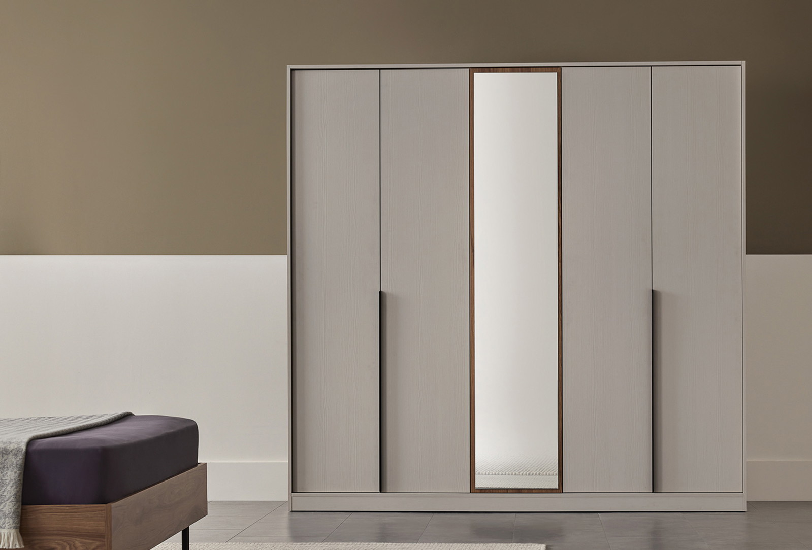 Loreto Dolap, 226x222 cm (GxY)
